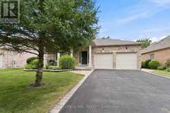 42 LORETTA DRIVE | Niagara-on-the-Lake Ontario | Slide Image One