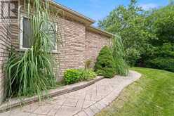 42 LORETTA DRIVE | Niagara-on-the-Lake Ontario | Slide Image Twenty-seven