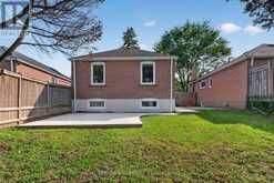 24 GLENSHAW CRESCENT | Toronto Ontario | Slide Image Forty