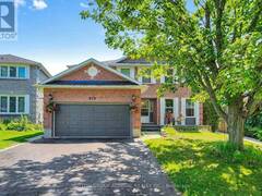 879 PEGGOTY CIRCLE Oshawa Ontario, L1K 2G6