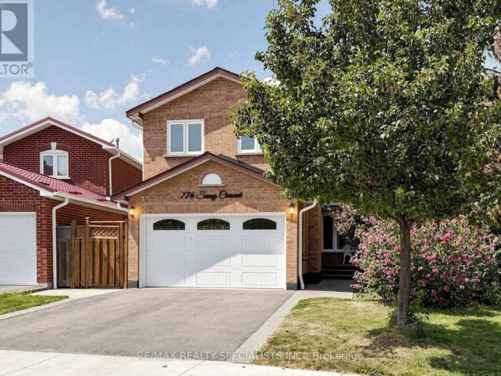 776 SAVOY CRESCENT, Mississauga, Ontario L5R 3C3
