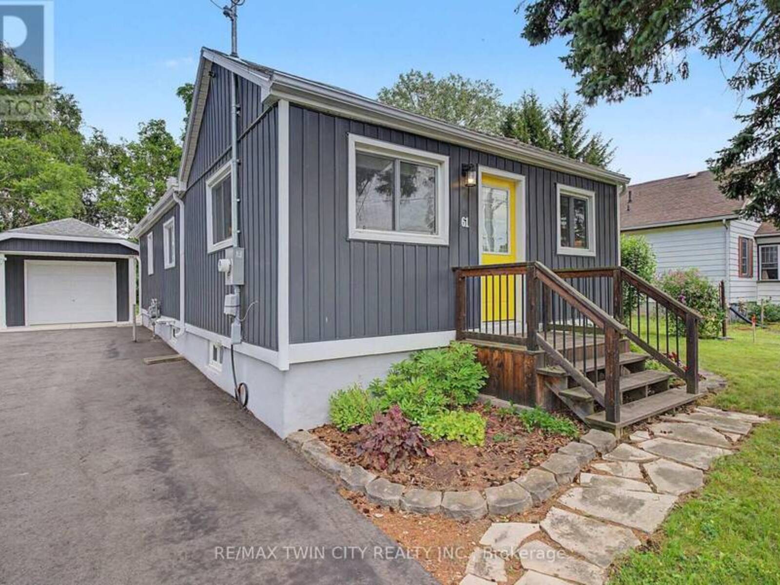 61 MAUD STREET, Woodstock, Ontario N4S 3Y5