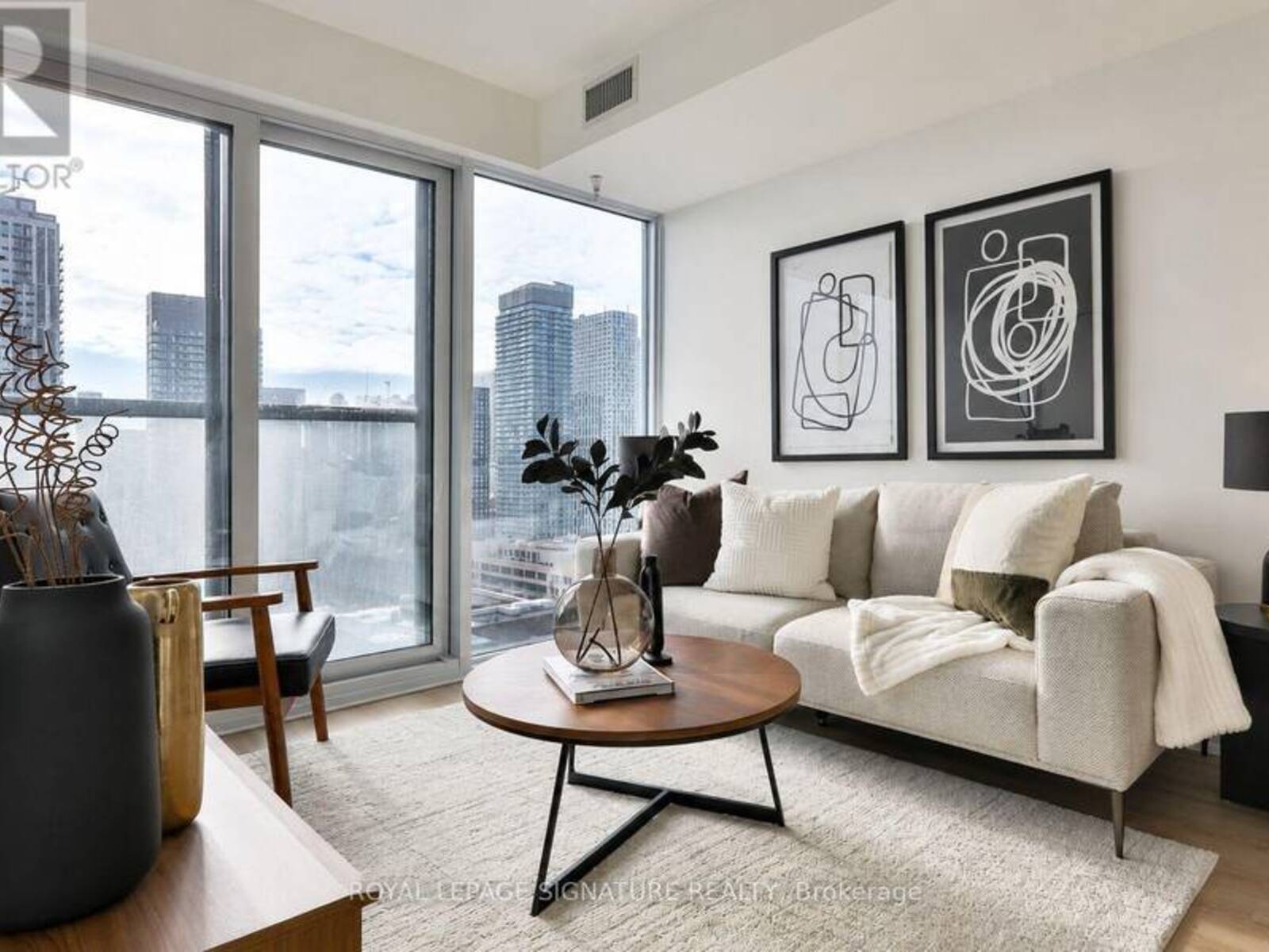 2916 - 319 JARVIS STREET, Toronto, Ontario M5B 0C8