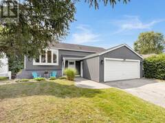 17 BLACKSTONE COURT East Gwillimbury Ontario, L9N 1C2