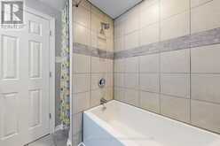 17 BLACKSTONE COURT | East Gwillimbury Ontario | Slide Image Twenty-two