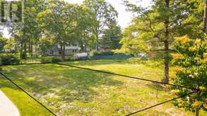 1307-S RIDGEWOOD DRIVE | Sarnia Ontario | Slide Image Twelve