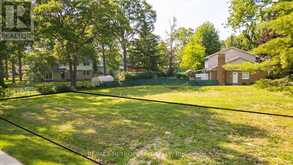 1307-S RIDGEWOOD DRIVE | Sarnia Ontario | Slide Image Thirteen