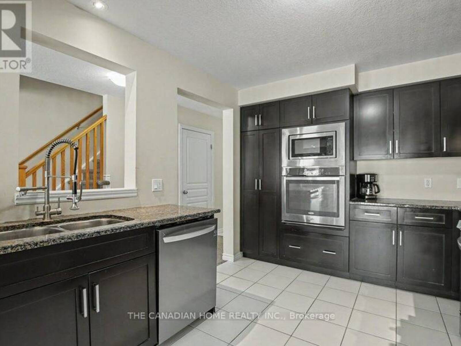 46 JEFFREY DRIVE, Guelph, Ontario N1E 0M4