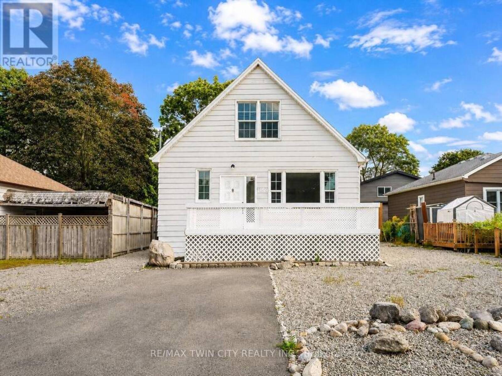 1159 UNION STREET, Kitchener, Ontario N2H 6K3