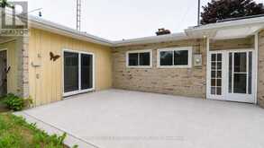 21 GLASSFORD ROAD | Kawartha Lakes Ontario | Slide Image Two