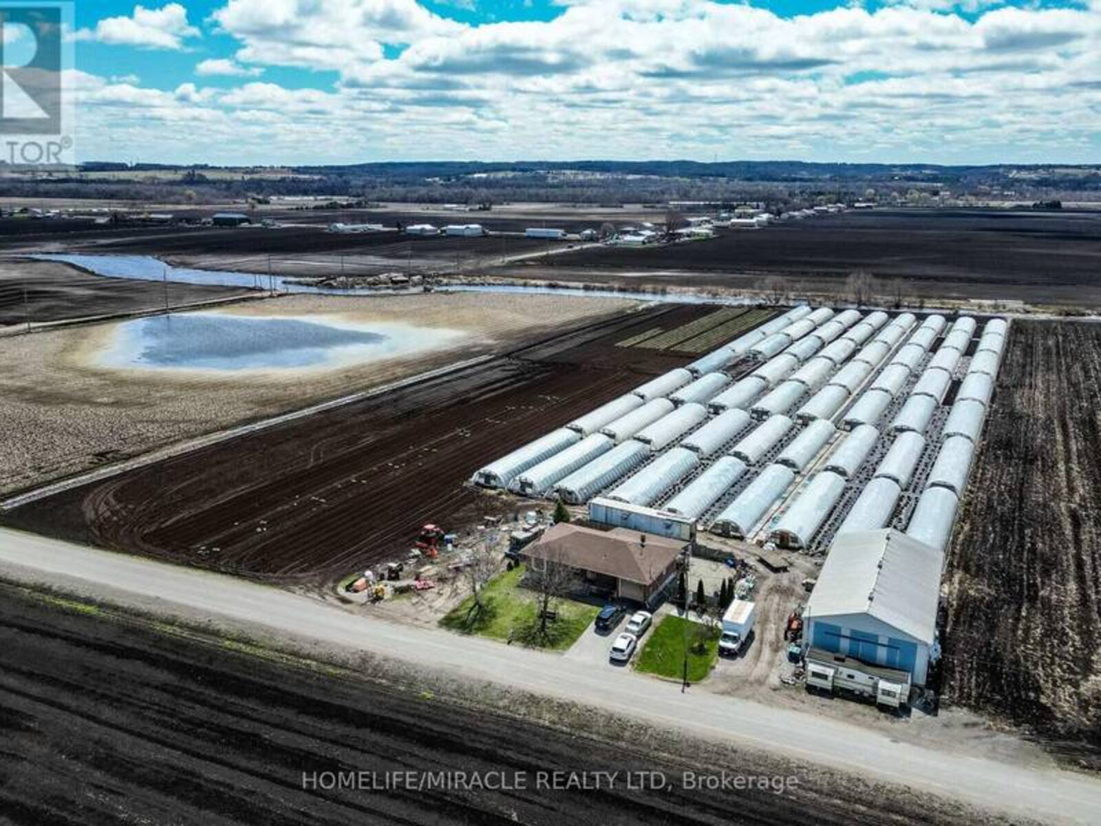 331 TORNADO DRIVE, Bradford West Gwillimbury, Ontario L3Z 2A6