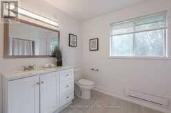 128 MOORES BEACH ROAD | Georgina Ontario | Slide Image Thirty-six