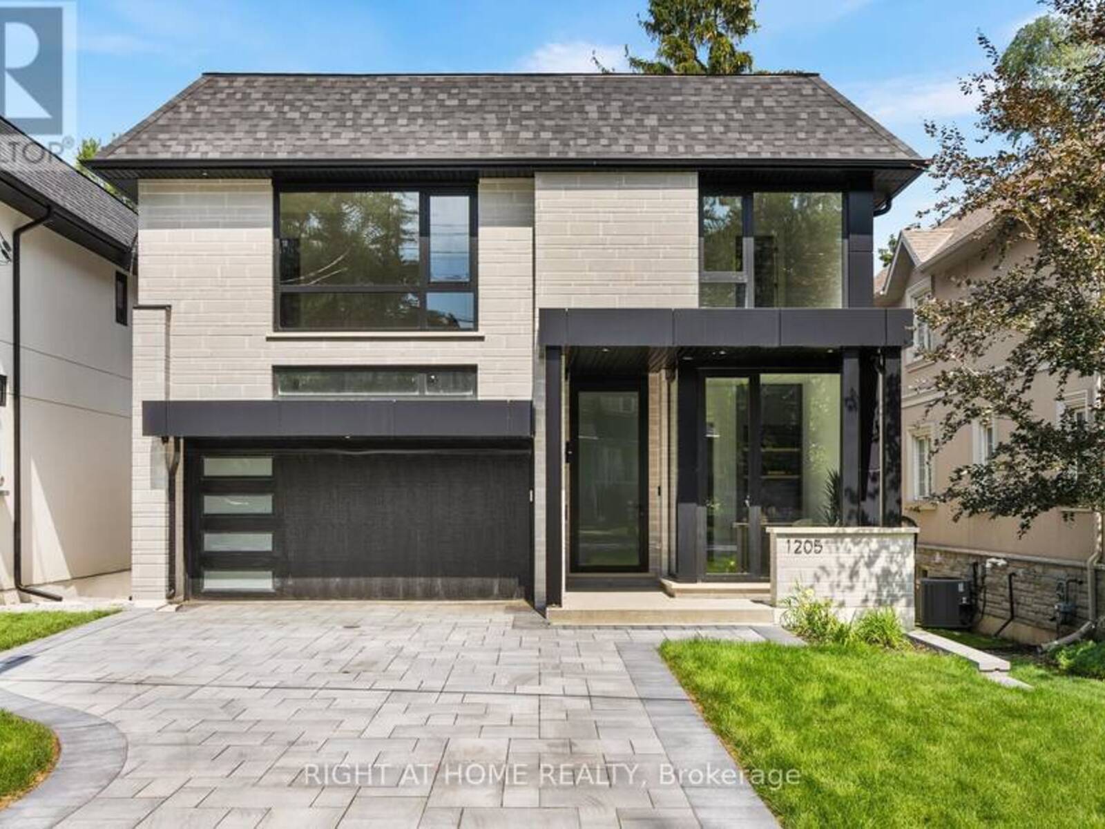 1205 CANTERBURY ROAD, Mississauga, Ontario L5G 4A4