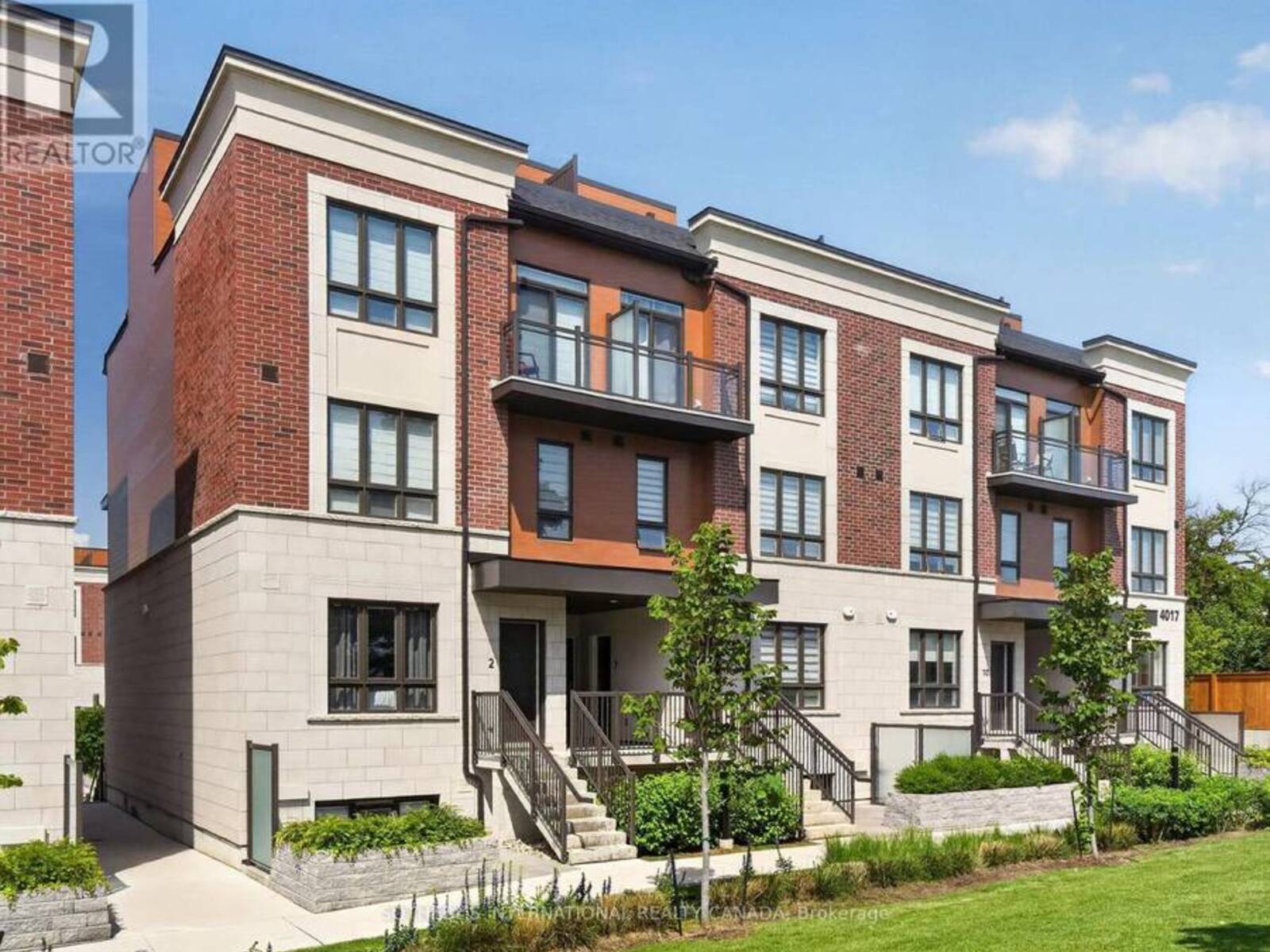 4 - 4017 HICKORY DRIVE, Mississauga, Ontario L4W 0G6