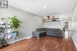 127 PARK ROW N | Hamilton Ontario | Slide Image Four