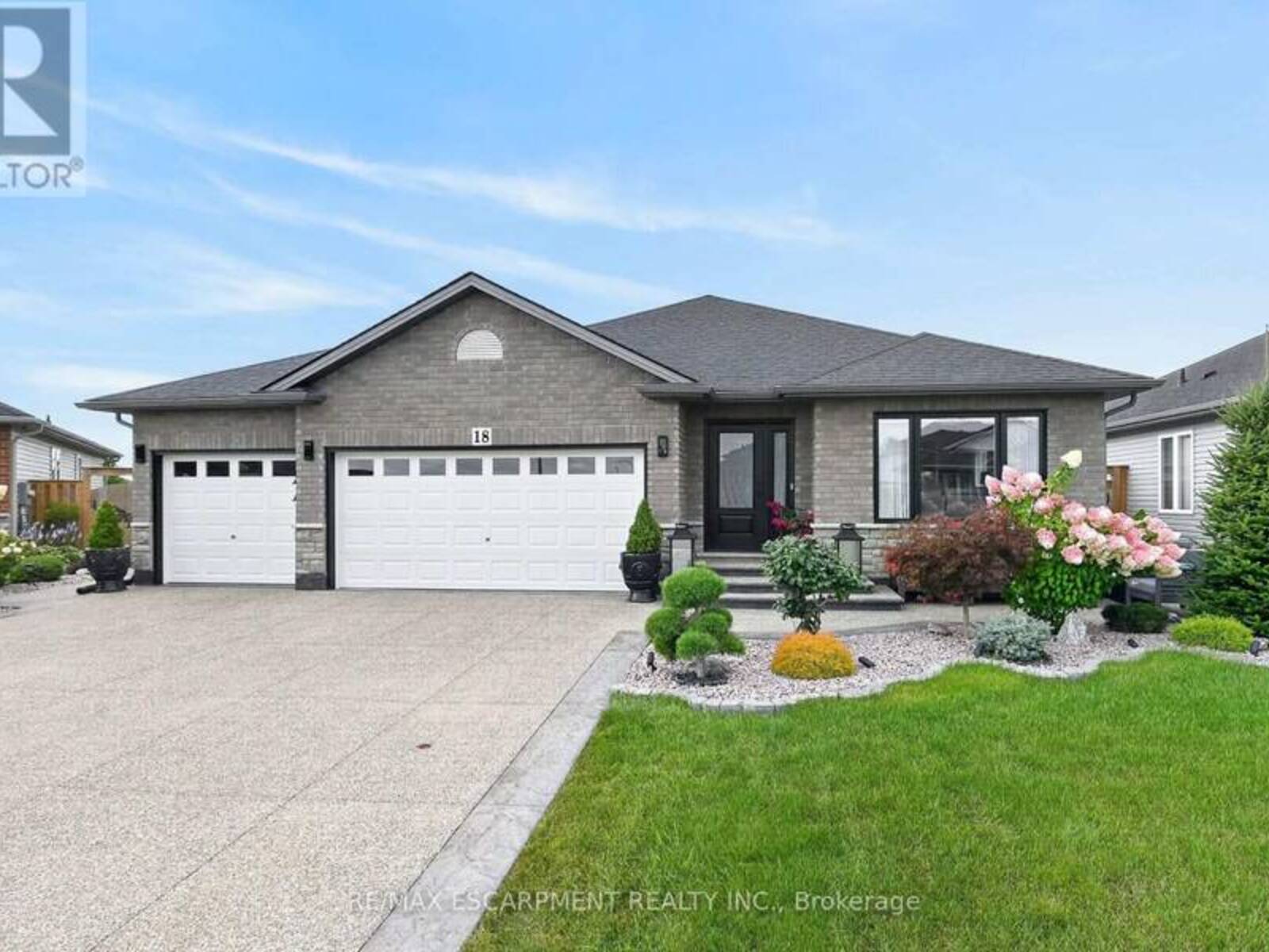 18 LINDA CRESCENT, Hagersville, Ontario N0A 1H0
