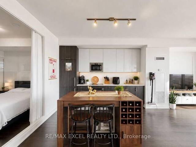 1010 - 330 RICHMOND STREET W Toronto Ontario, M5V 1X2 - 1 Bedroom Condo For Sale