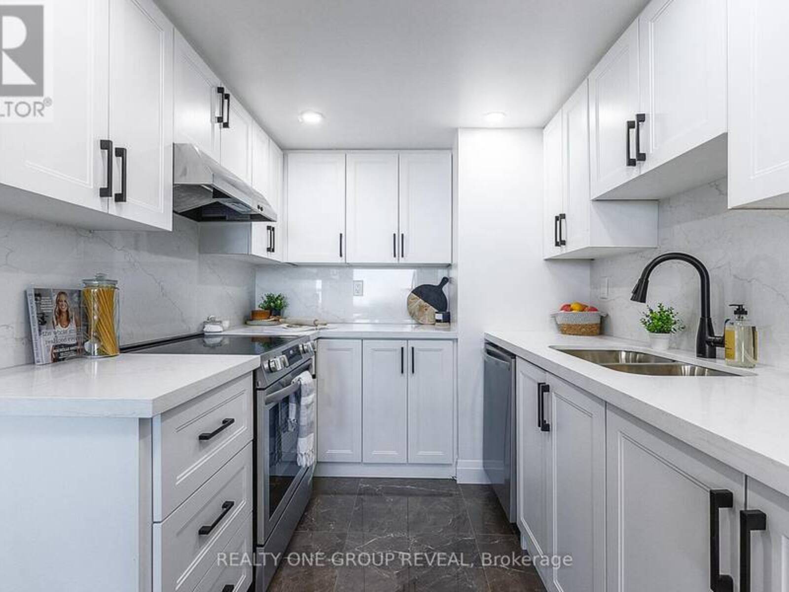 1509 - 121 LING ROAD, Toronto, Ontario M1E 4Y2