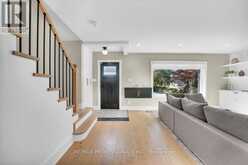 4 WINSTON GROVE | Toronto Ontario | Slide Image Six