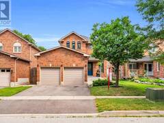 22 MCCULLOUGH CRESCENT Halton Hills Ontario, L7G 5N5