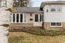27 RUSTIC CRESCENT | Orangeville Ontario | Slide Image Three