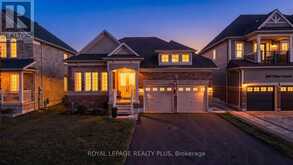 8971 TRISTAR CRESCENT | Niagara Falls Ontario | Slide Image Two