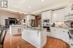 28 MILLCREEK COURT | Ancaster Ontario | Slide Image Nine
