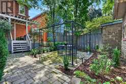 16 BRUCE STREET | Hamilton Ontario | Slide Image Thirty-five