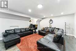 65 SUNVALE PLACE W | Hamilton Ontario | Slide Image Thirty-one