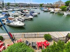 65 SUNVALE PLACE W Hamilton Ontario, L8E 4Z6