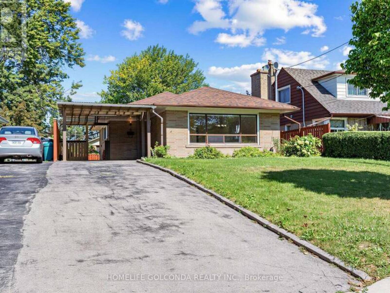 9 MOORECROFT CRESCENT, Toronto, Ontario M1K 3T9
