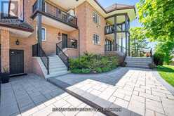 7 STEWART CRESCENT | Essa Ontario | Slide Image Two