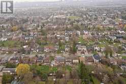 99 SPRUCE AVENUE | Richmond Hill Ontario | Slide Image Seventeen