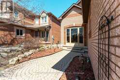34 KILLALOE CRESCENT | Halton Hills Ontario | Slide Image Three