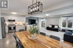 5 BETHUNE AVENUE | Hamilton Ontario | Slide Image Ten