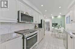 16 SQUIRES AVENUE | Toronto Ontario | Slide Image Thirteen