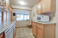 1405 - 240 SCARLETT ROAD | Toronto Ontario | Slide Image Eight