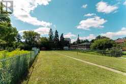 25A ST ANDREWS BOULEVARD | Toronto Ontario | Slide Image Forty-four