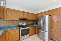 102 TRENHOLME CRESCENT | Hamilton Ontario | Slide Image Thirteen