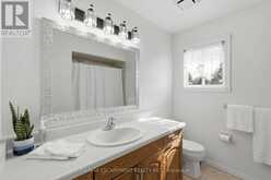 102 TRENHOLME CRESCENT | Hamilton Ontario | Slide Image Thirty