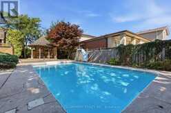 102 TRENHOLME CRESCENT | Hamilton Ontario | Slide Image Thirty-five