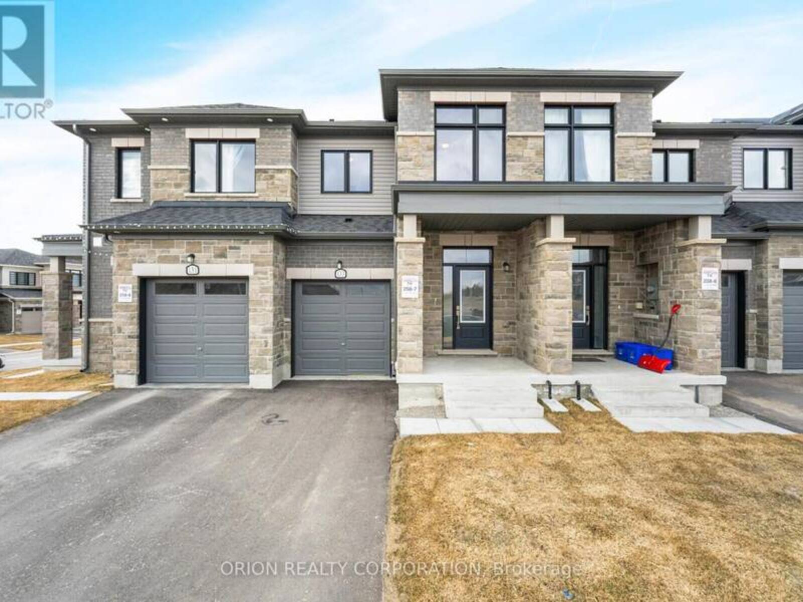 133 FENCHURCH MANOR AVENUE, Barrie, Ontario L9L 0X1