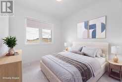 133 FENCHURCH MANOR AVENUE | Barrie Ontario | Slide Image Three