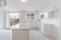 133 FENCHURCH MANOR AVENUE | Barrie Ontario | Slide Image Eight