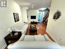 7 - 8 TOWNWOOD DRIVE | Richmond Hill Ontario | Slide Image Three