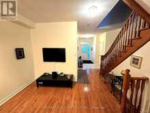 7 - 8 TOWNWOOD DRIVE | Richmond Hill Ontario | Slide Image Six