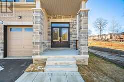65 THICKETWOOD AVENUE | Barrie Ontario | Slide Image Twelve