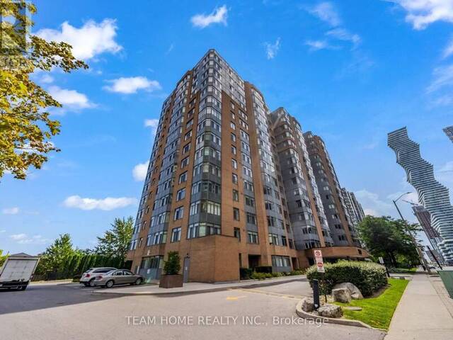 604 - 300 WEBB DRIVE Mississauga Ontario, L5B 3W3 - 2 Bedrooms Condo For Sale