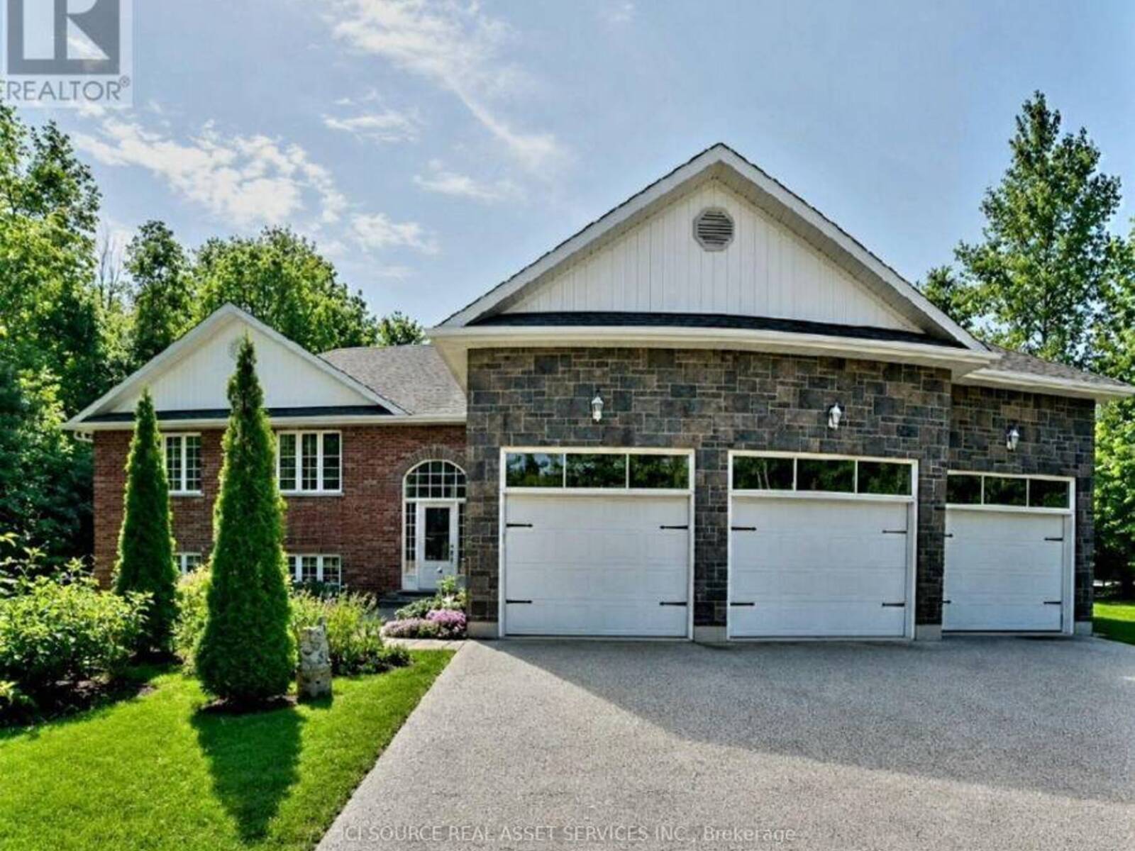 1361 RIMKEY CRESCENT, Orillia, Ontario L3V 0E9
