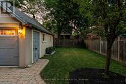 4 SPRINGBROOK GARDENS | Toronto Ontario | Slide Image Four